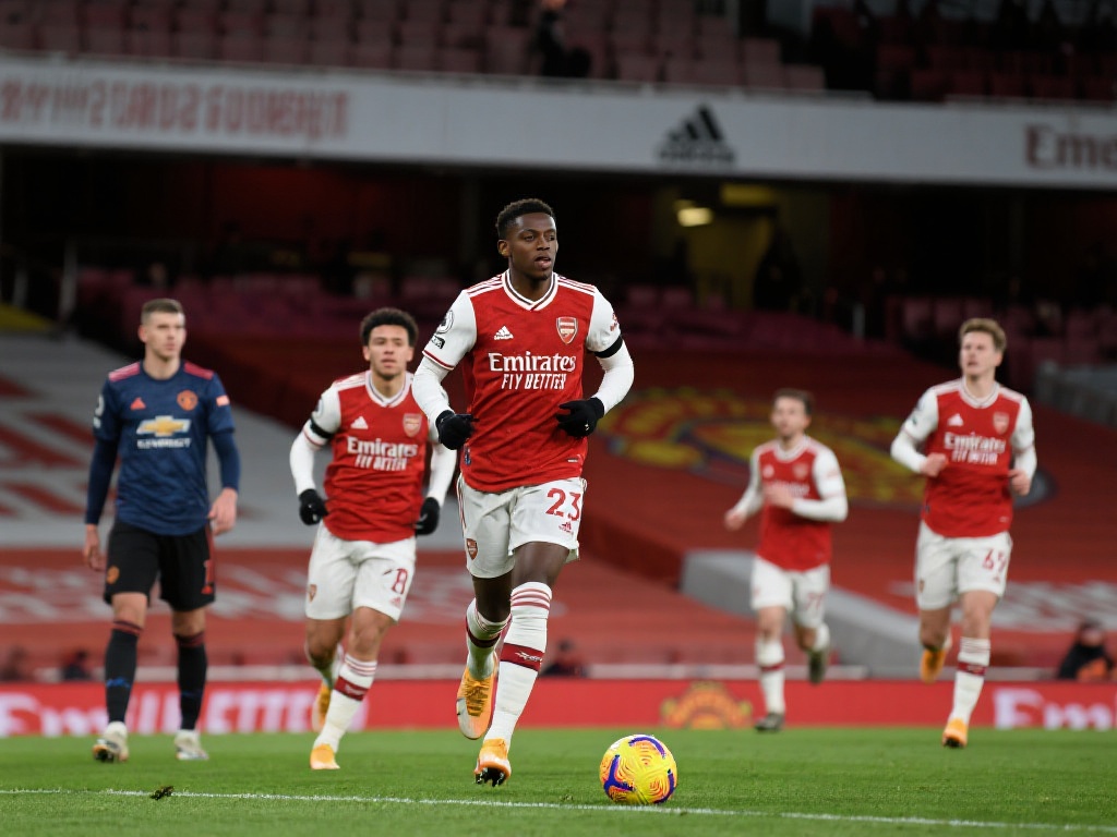 嘴硬到底!阿尔特塔自信阿森纳力压巴黎称霸全欧 这类改进不仅体现在对巴黎的比赛中,之前与